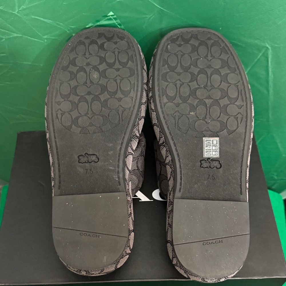 Coach  Black Patterned Slippers size 7.5 like new - Picture 9 of 16